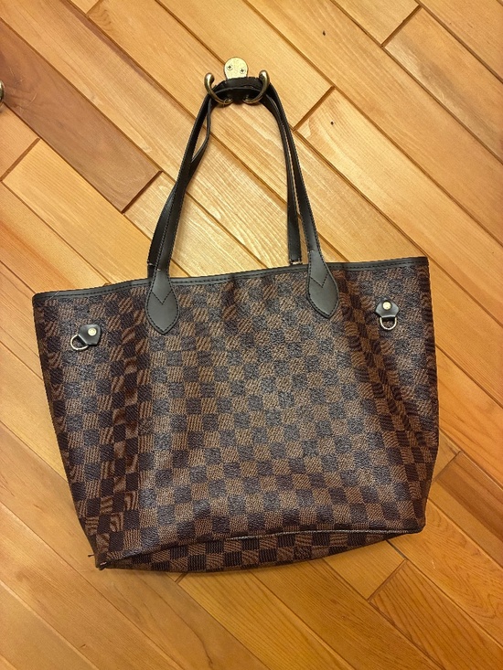 Louis Vuitton Handbags - Louis Vuitton Tote Bag